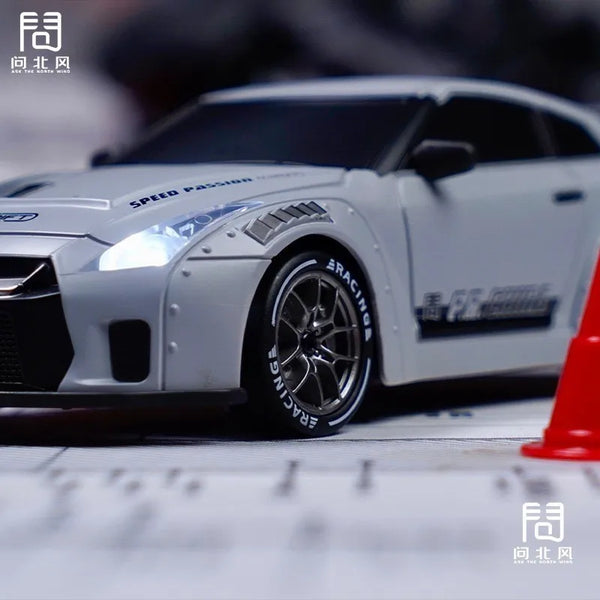 1: 24 Speed Four-wheel Drive RC Drift Remote Control Car